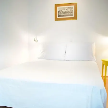 Mario Apartment Split